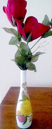 American Beauty Rose 11" Bud Vase
