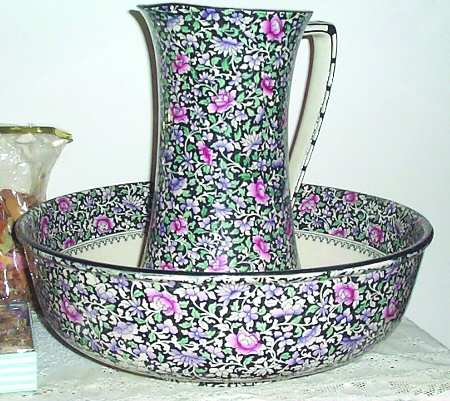 RD213 by Royal Doulton