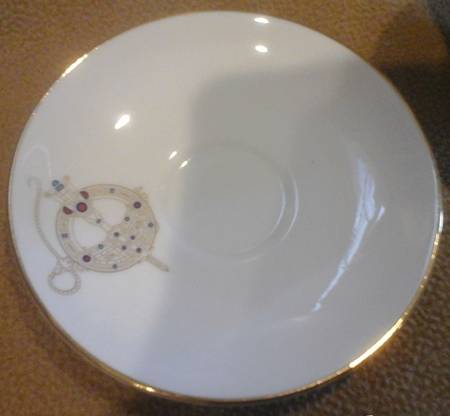 Tara Brooch (Smooth) Saucer for Footed Cup
