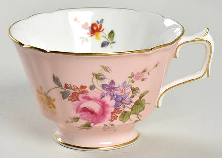Posie Ely Chelsea (Pink Background) Footed Cup