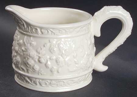 Old Country Roses (English Buffet Collection) Creamer