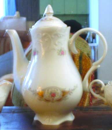 RKT22 Coffee Pot & Lid