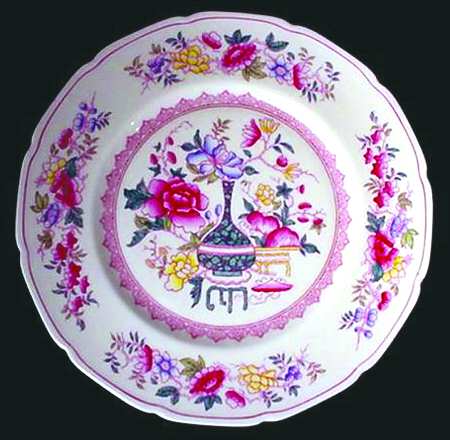 V1019 by Royal Doulton