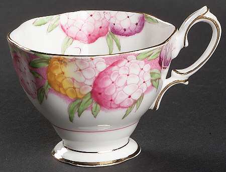 Candytuft Footed Cup