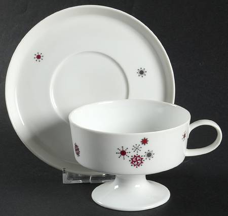 R1510 Footed Cup & Saucer Set