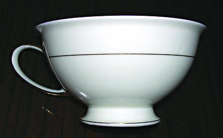 2490 Footed Cup