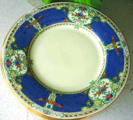 V242 by Royal Doulton
