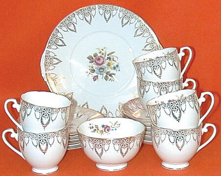 RGR75 Footed Cup & Saucer Set