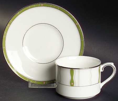 Daybreak Flat Cup & Saucer Set
