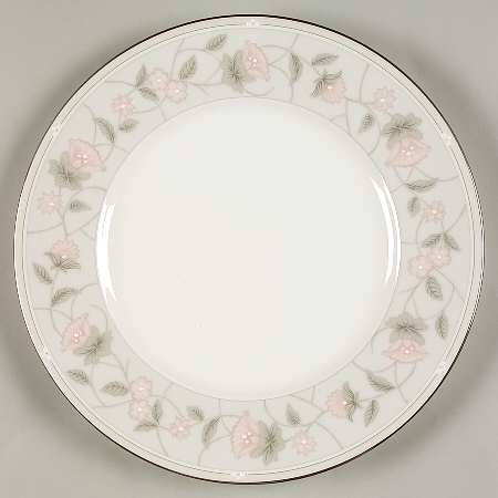 Melrose Luncheon Plate