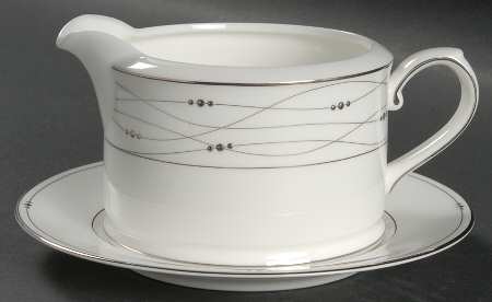 Precious Platinum Round Gravy Boat & Underplate