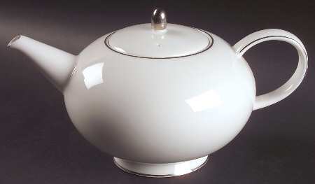 Symmetry Platinum Teapot & Lid