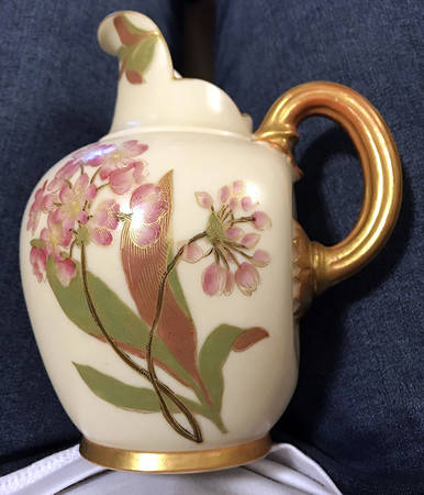RW368 Creamer