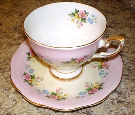 RSD45 Footed Cup & Saucer Set