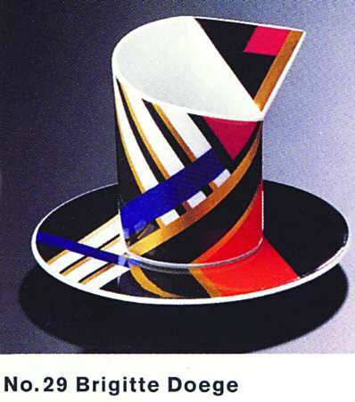 Rondo Extravaganza Flat Cup & Saucer Set