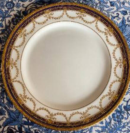 E5413 by Royal Doulton