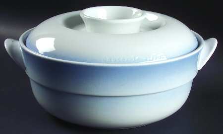 Vintage Chic 3 Quart Round Covered Casserole