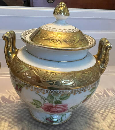 ROB347 Sugar Bowl & Lid