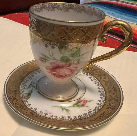 ROB347 Footed Demitasse Cup & Saucer Set