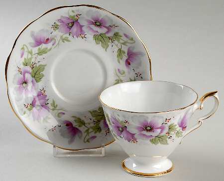 Violetta Footed Cup & Saucer Set