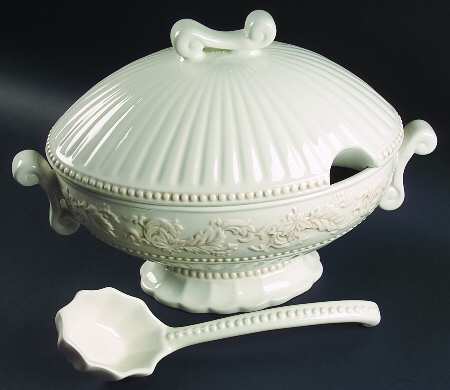 Hera Tureen & Lid w/Ladle
