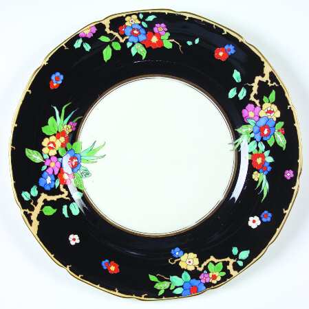 V1003 by Royal Doulton