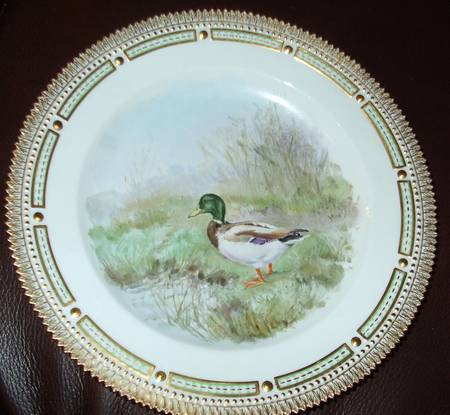 Flora Danica Game Series (Birds) Bird Dinner Plate-Anas platyrhynehos/Mallard