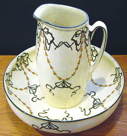 D2371 by Royal Doulton