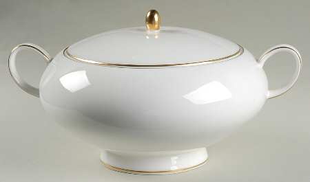 Symmetry Gold Round Covered Vegetable