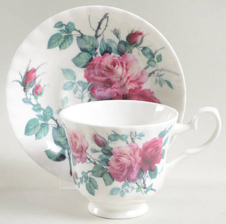 English Rose (Ribbed, No Trim) Footed Cup & Saucer Set