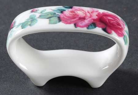 English Rose (Ribbed, No Trim) Napkin Ring by Roy Kirkham