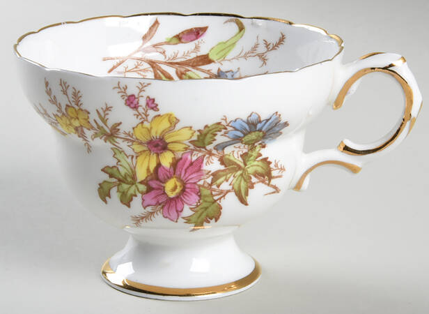 4867 Footed Cup