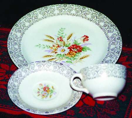 Wheat Flat Cup & Saucer Set