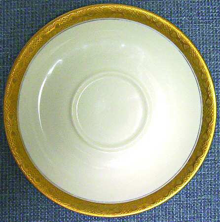 2533 Saucer