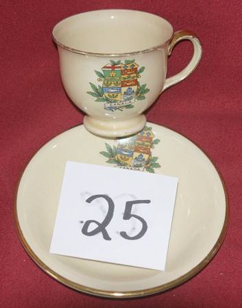 RWI92 Footed Cup & Saucer Set