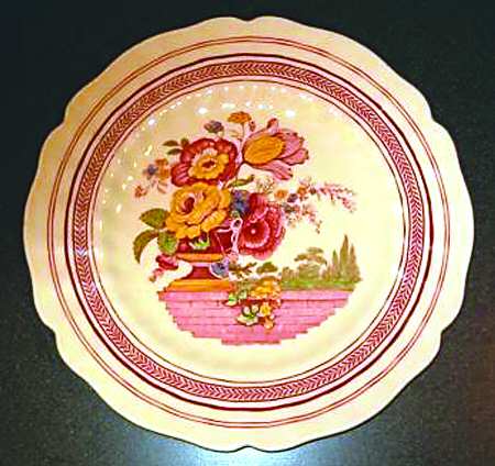 D5562 by Royal Doulton