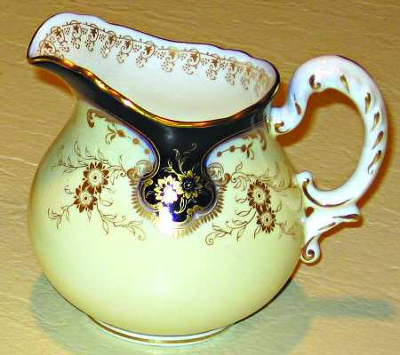 Z1222 Creamer