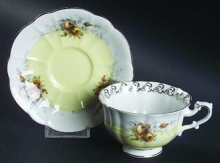 Rose Marie Series Footed Cup & Saucer Set