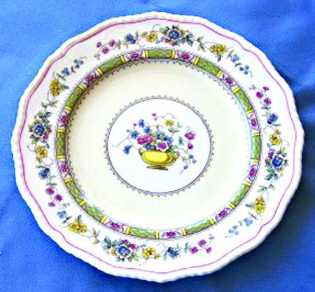 RD226 by Royal Doulton