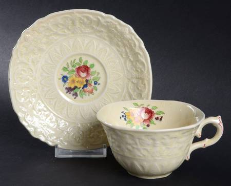 X639 Flat Cup & Saucer Set
