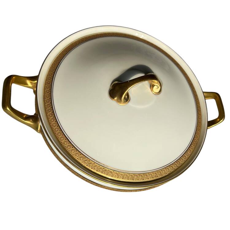 Duchess Round Covered Vegetable