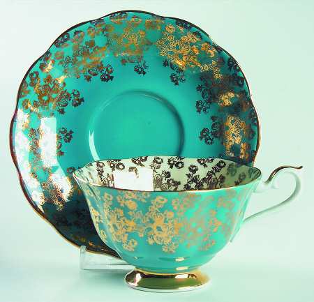 Empress Series Footed Cup & Saucer Set