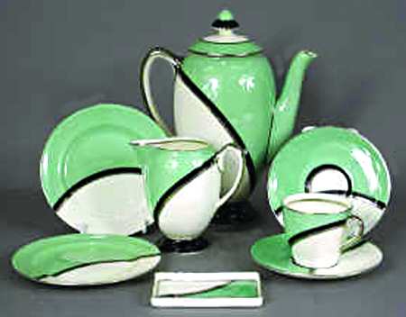 V1284 by Royal Doulton