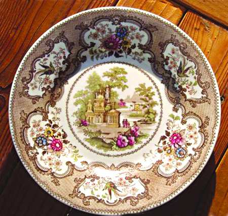 V1932 by Royal Doulton