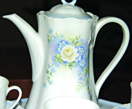 R1597 Coffee Pot & Lid