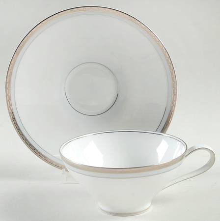 3289 Blue Flat Cup & Saucer Set