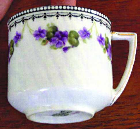 E9996 Flat Cup
