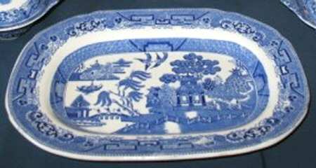 Willow Blue (Scalloped) 12" Oval Serving Platter