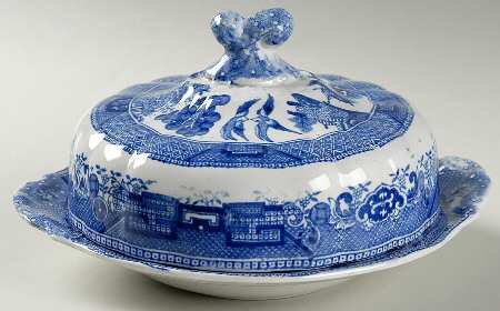 Willow Blue (Scalloped) by Ridgway (Ridgways)
