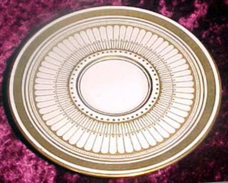E4855 White Saucer